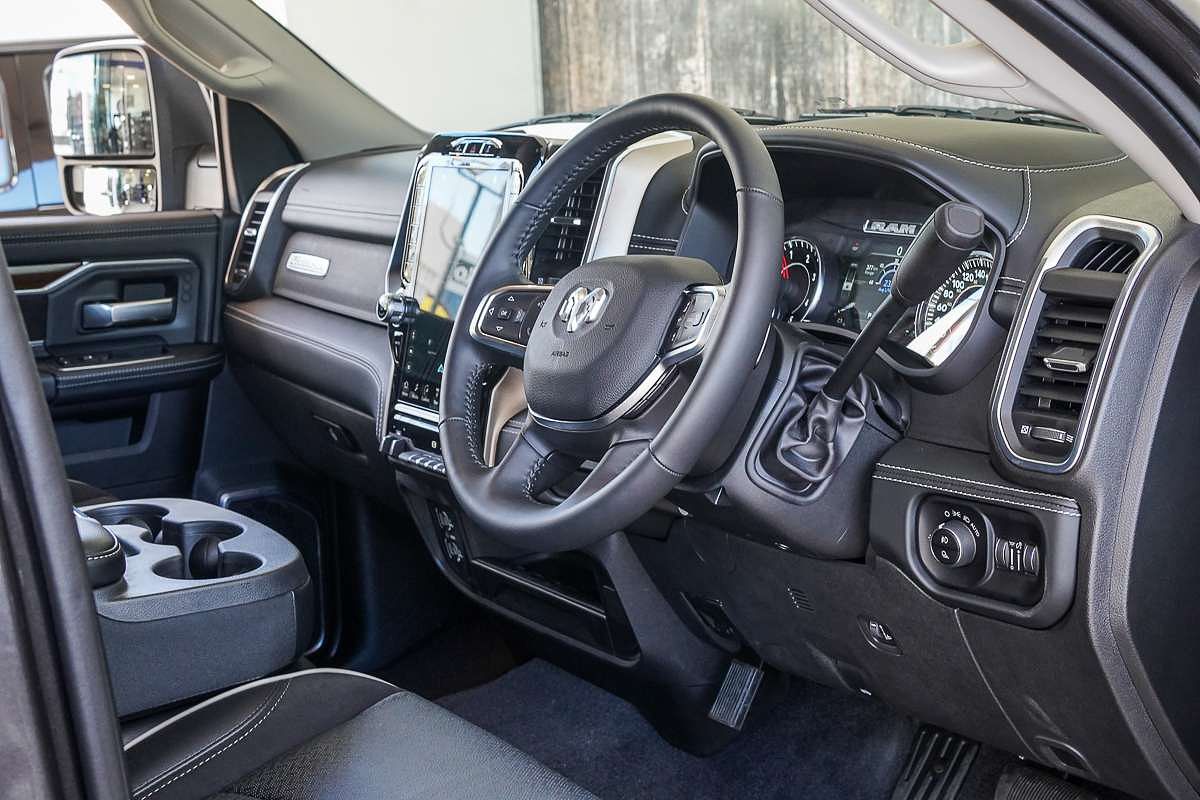 2023 RAM 2500 Laramie DJ 4X4