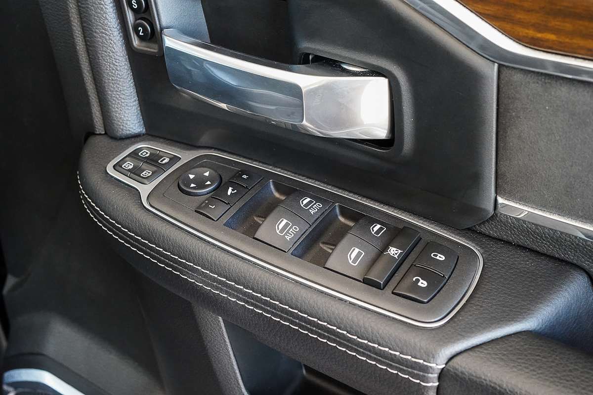 2023 RAM 2500 Laramie DJ 4X4