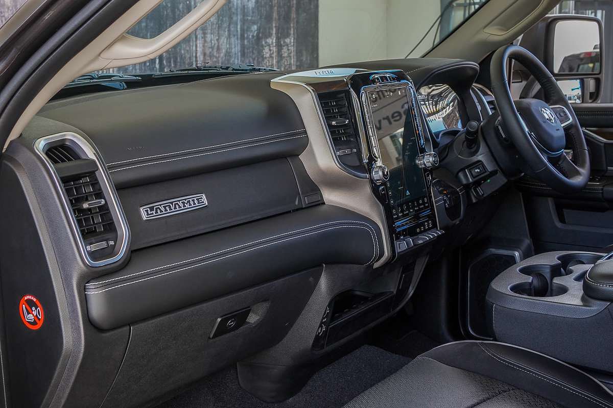 2023 RAM 2500 Laramie DJ 4X4