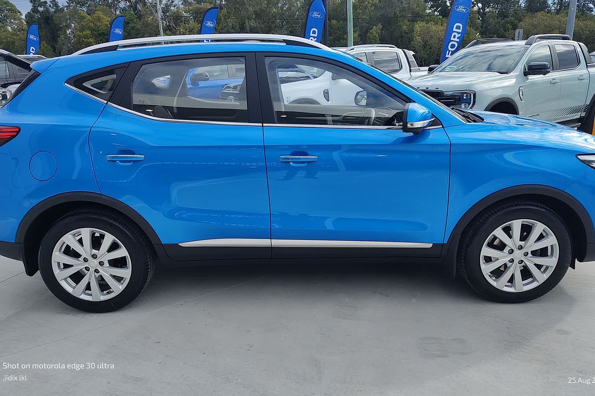 2022 MG ZST Core