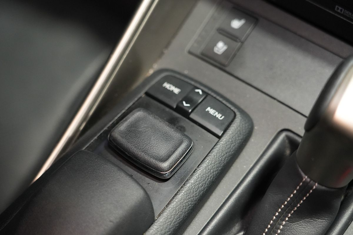 2016 Lexus IS IS200t Luxury ASE30R