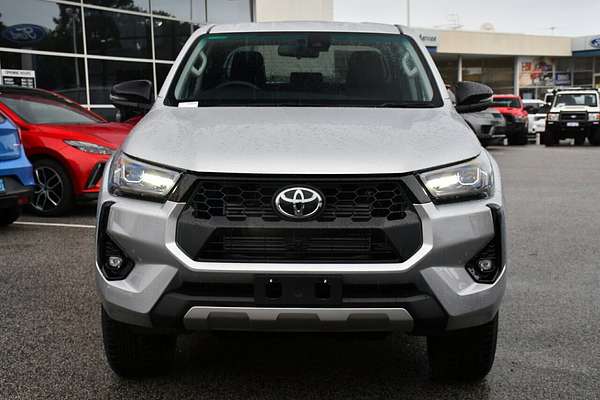 2025 Toyota Hilux SR5 48V GUN126R 4X4