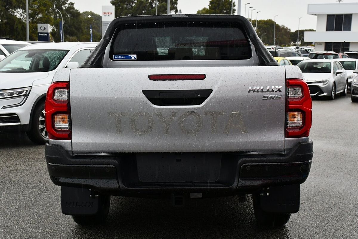 2025 Toyota Hilux SR5 48V GUN126R 4X4