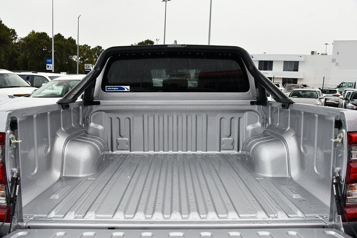 2025 Toyota Hilux SR5 48V GUN126R 4X4
