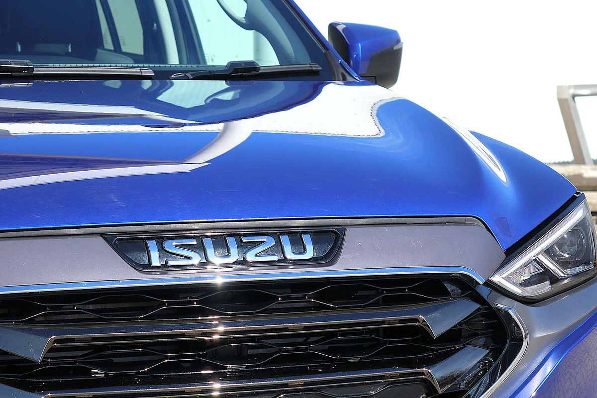 2023 Isuzu MU-X LS-T