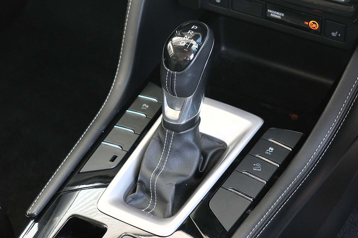 2023 Isuzu MU-X LS-T