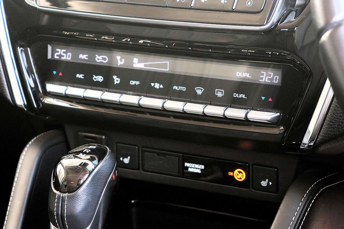 2023 Isuzu MU-X LS-T