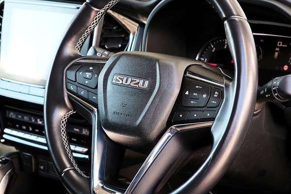 2023 Isuzu MU-X LS-T