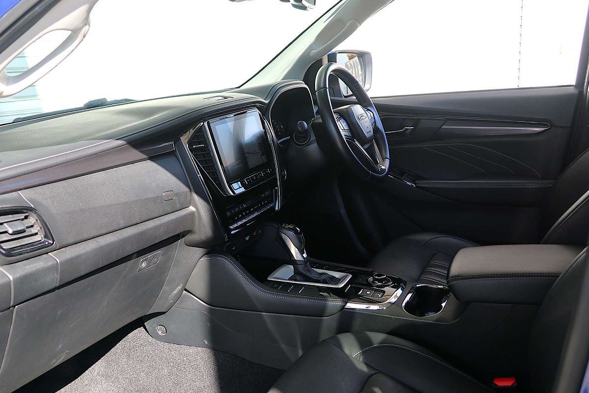2023 Isuzu MU-X LS-T