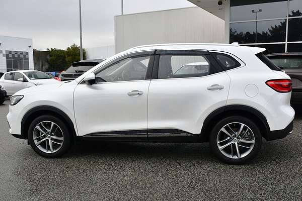 2023 MG HS Essence SAS23