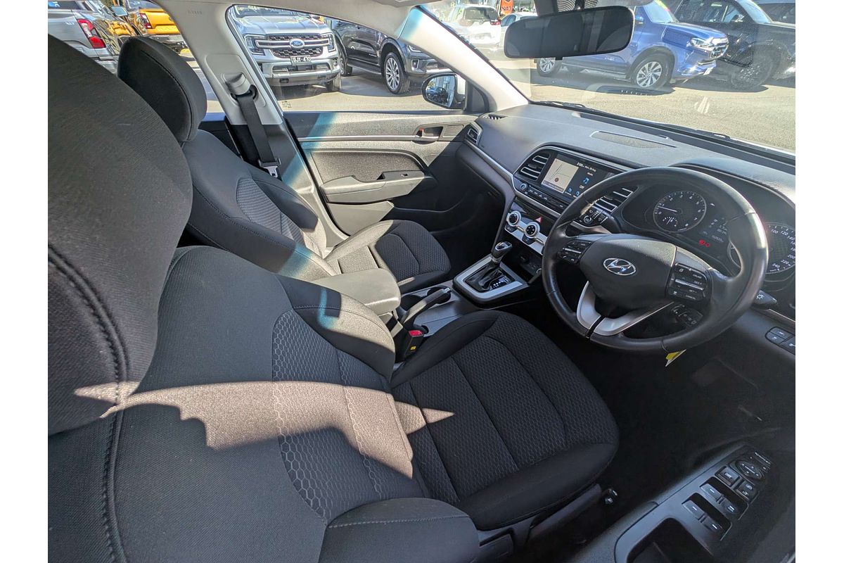 2019 Hyundai Elantra Active AD.2