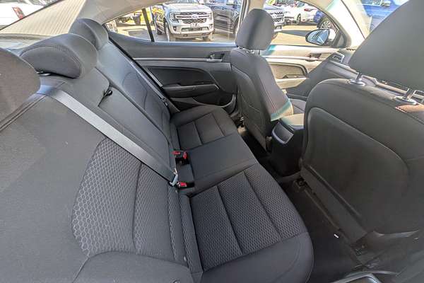 2019 Hyundai Elantra Active AD.2
