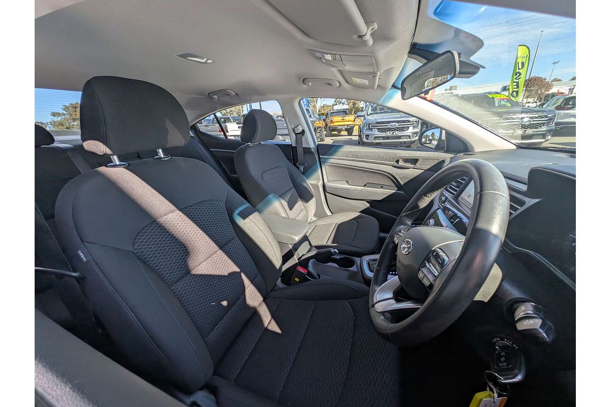 2019 Hyundai Elantra Active AD.2