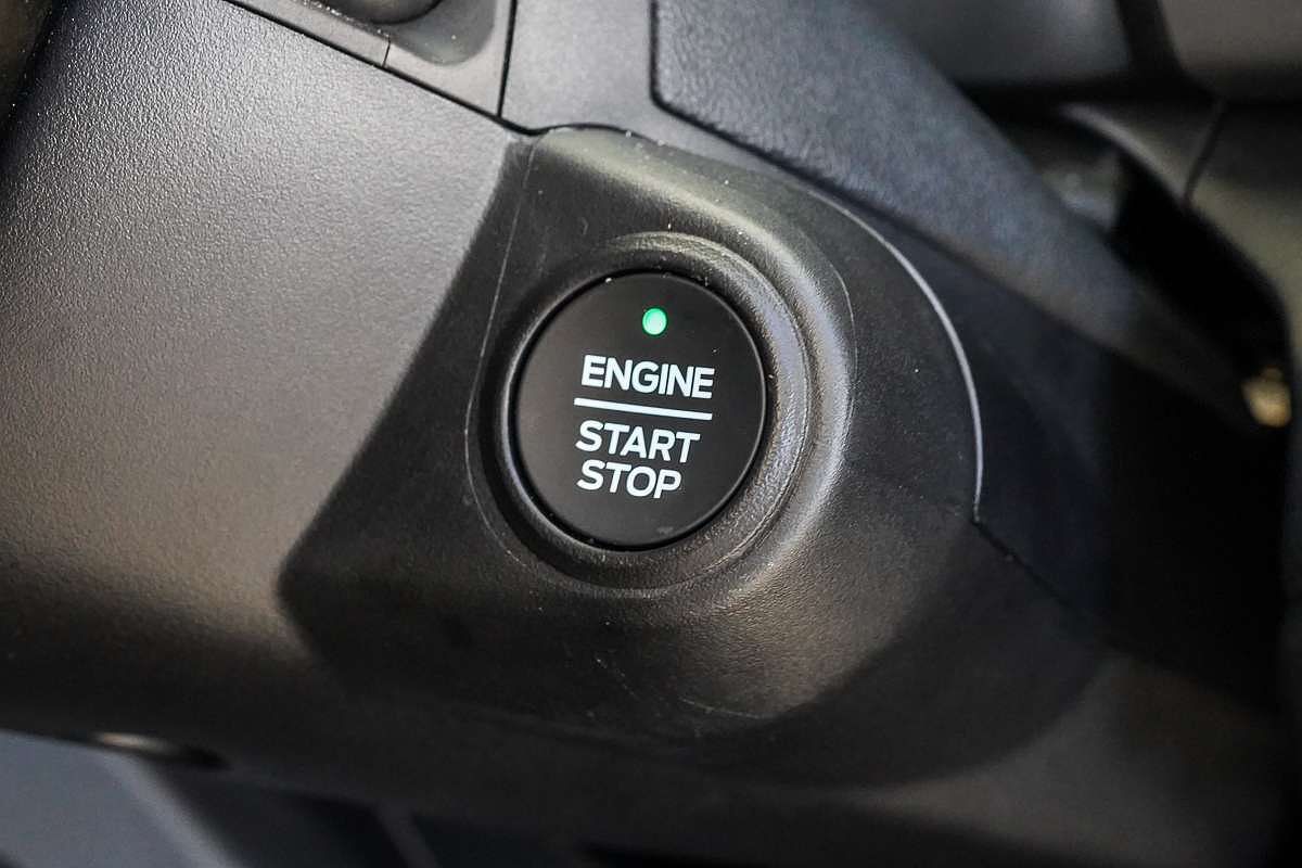 2024 Ford Everest Ambiente 2.0L