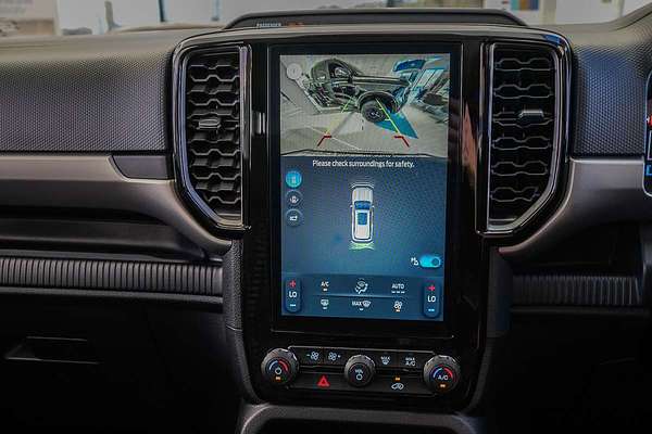 2024 Ford Everest Ambiente 2.0L