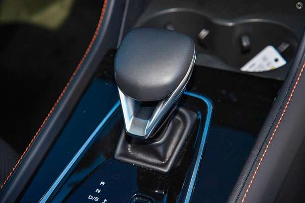 2024 MG HS Essence AS33 2WD