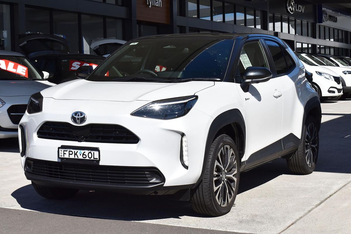 2024 Toyota Yaris Cross Urban MXPJ15R