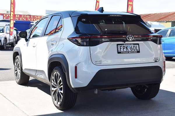 2024 Toyota Yaris Cross Urban MXPJ15R