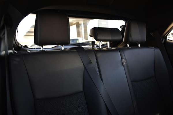 2024 Toyota Yaris Cross Urban MXPJ15R
