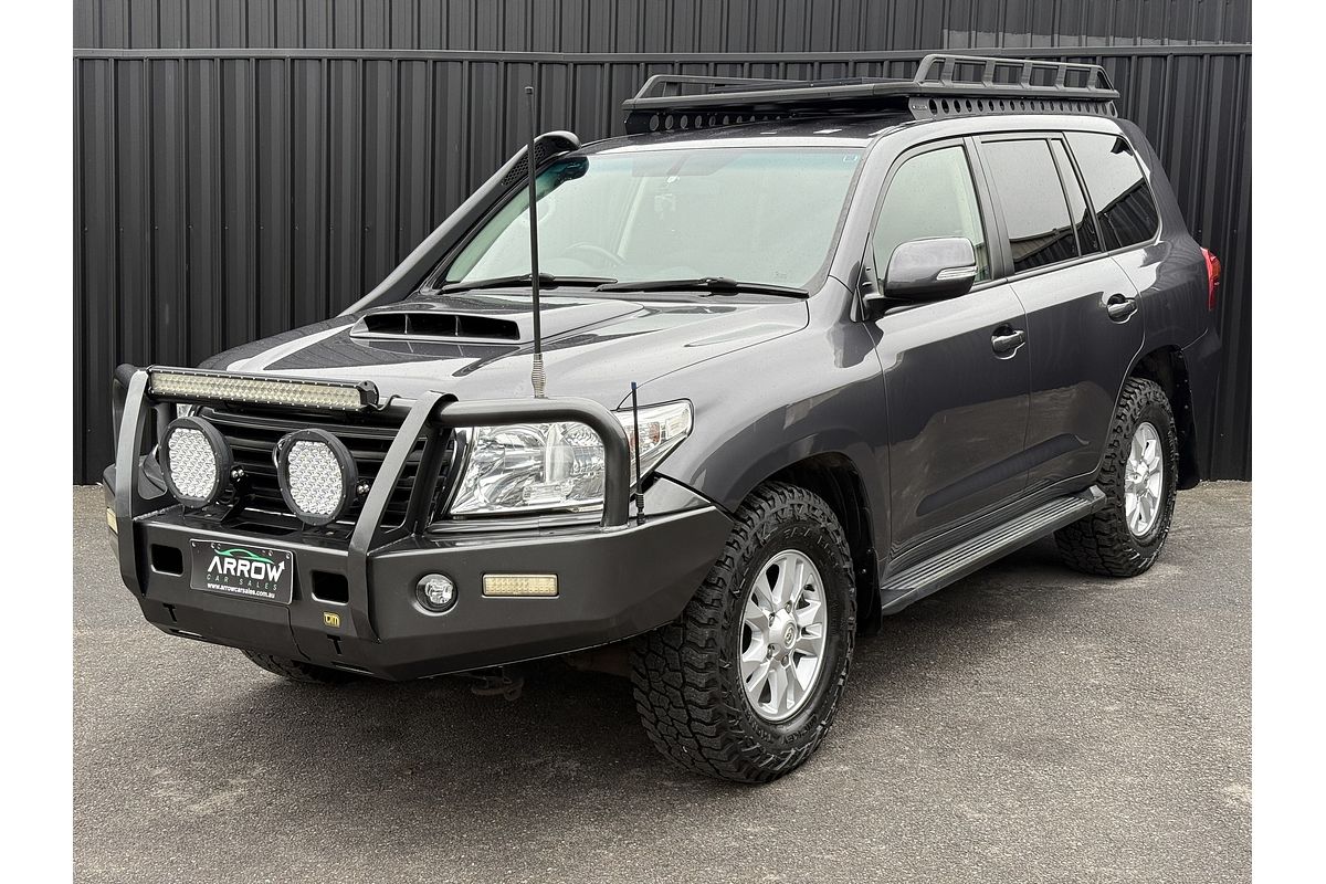 2013 Toyota Landcruiser GXL VDJ200R