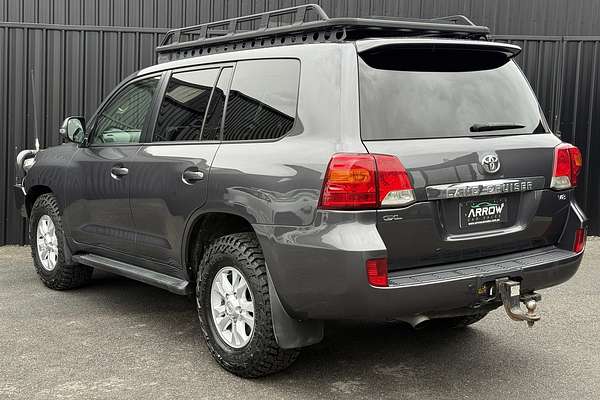 2013 Toyota Landcruiser GXL VDJ200R