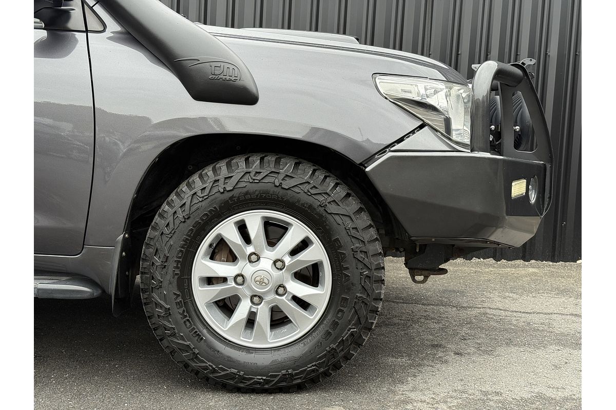 2013 Toyota Landcruiser GXL VDJ200R