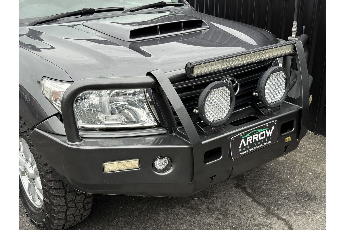 2013 Toyota Landcruiser GXL VDJ200R