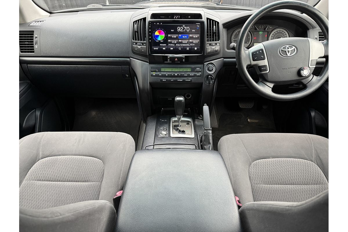2013 Toyota Landcruiser GXL VDJ200R