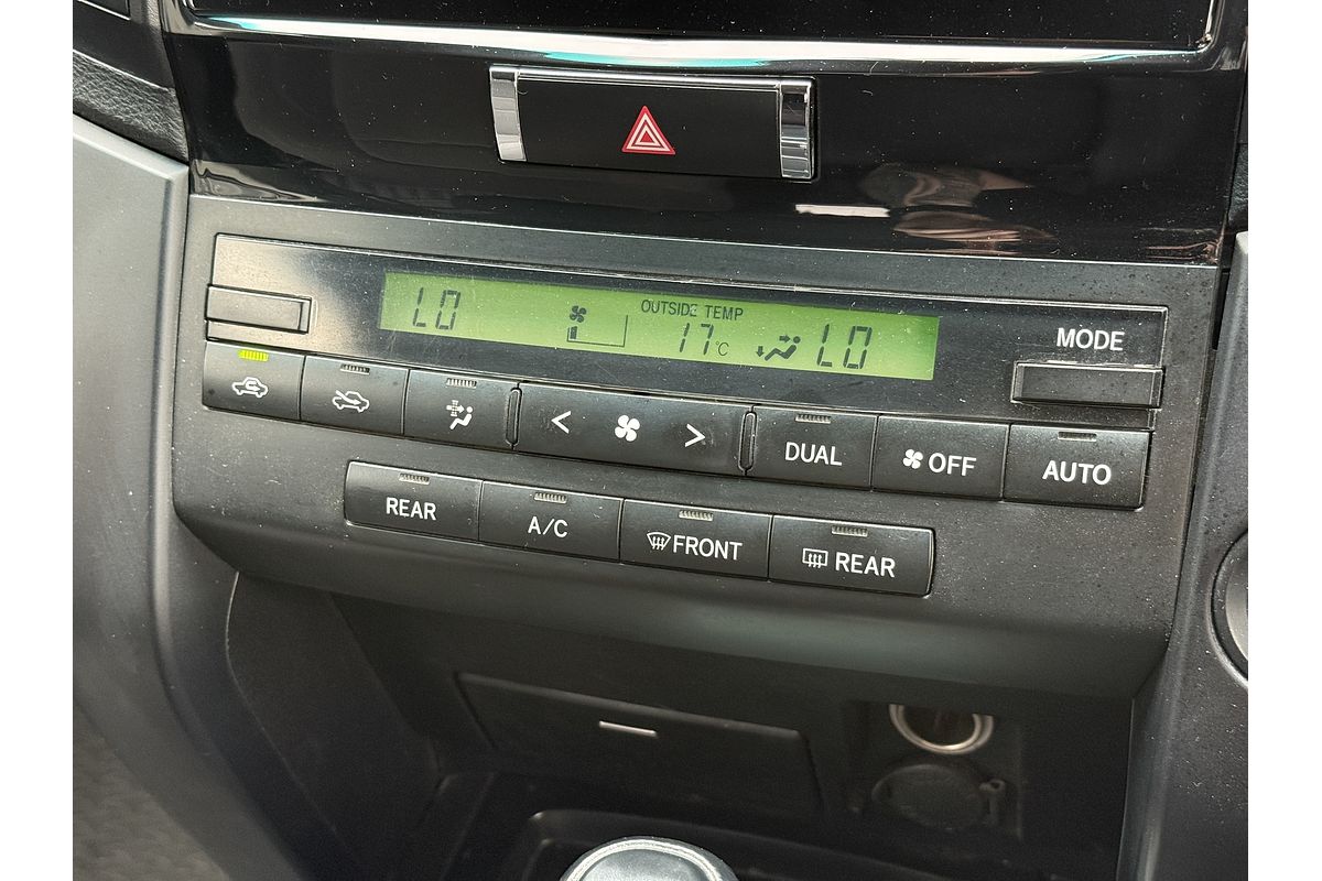 2013 Toyota Landcruiser GXL VDJ200R