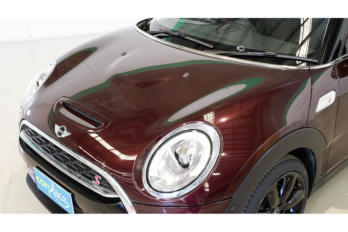 2016 MINI Clubman Cooper S F54