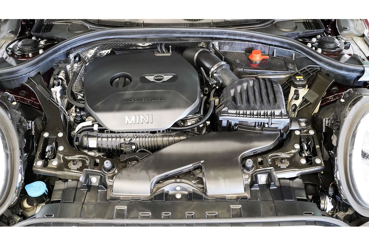 2016 MINI Clubman Cooper S F54