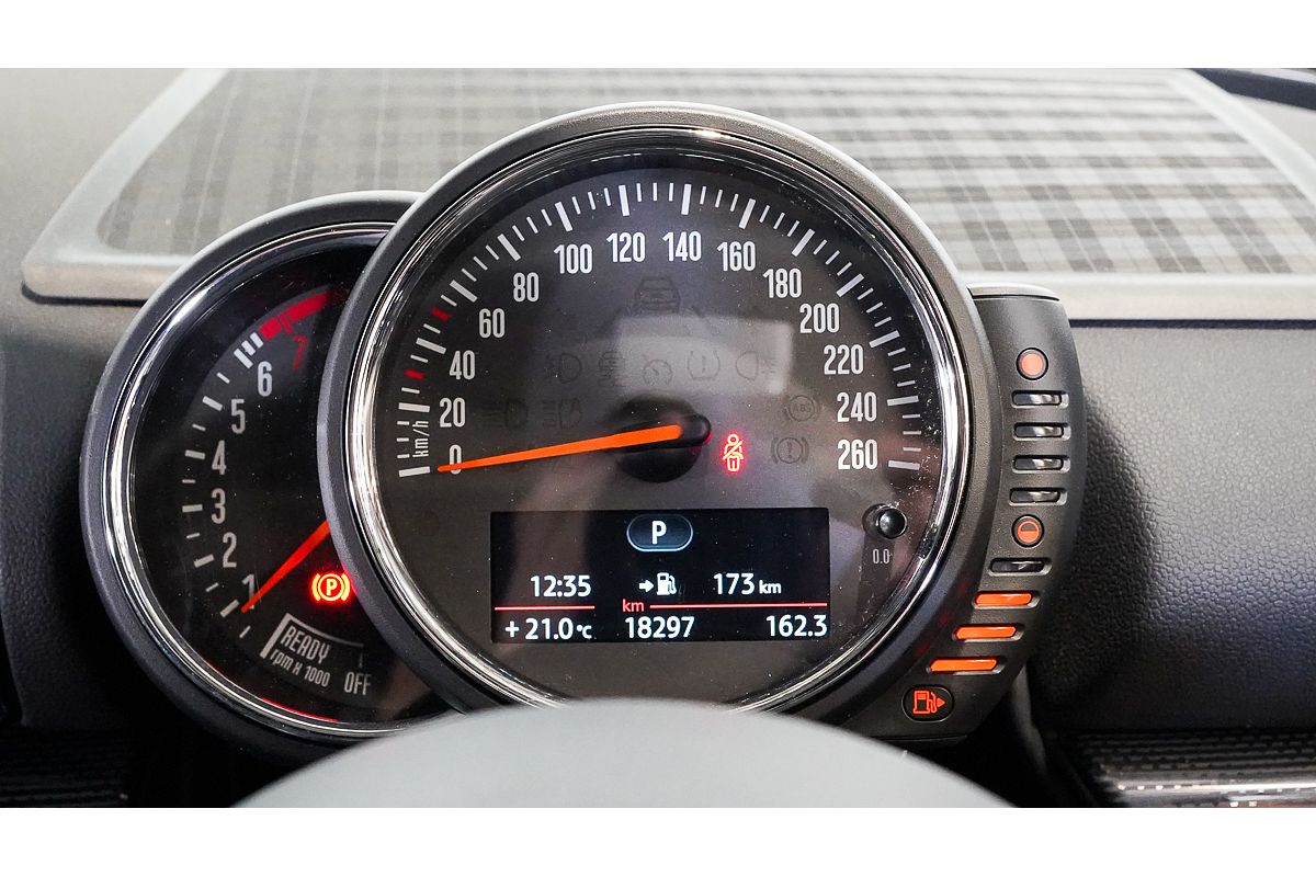 2016 MINI Clubman Cooper S F54