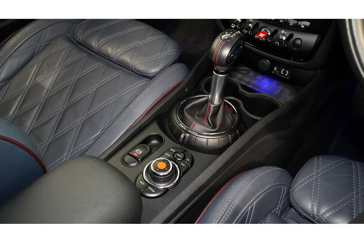 2016 MINI Clubman Cooper S F54