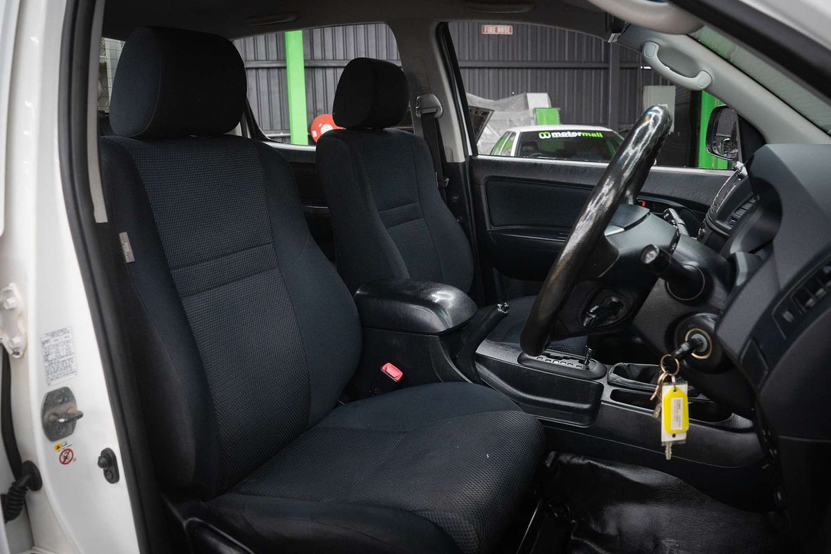 2014 Toyota Hilux SR KUN26R 4X4
