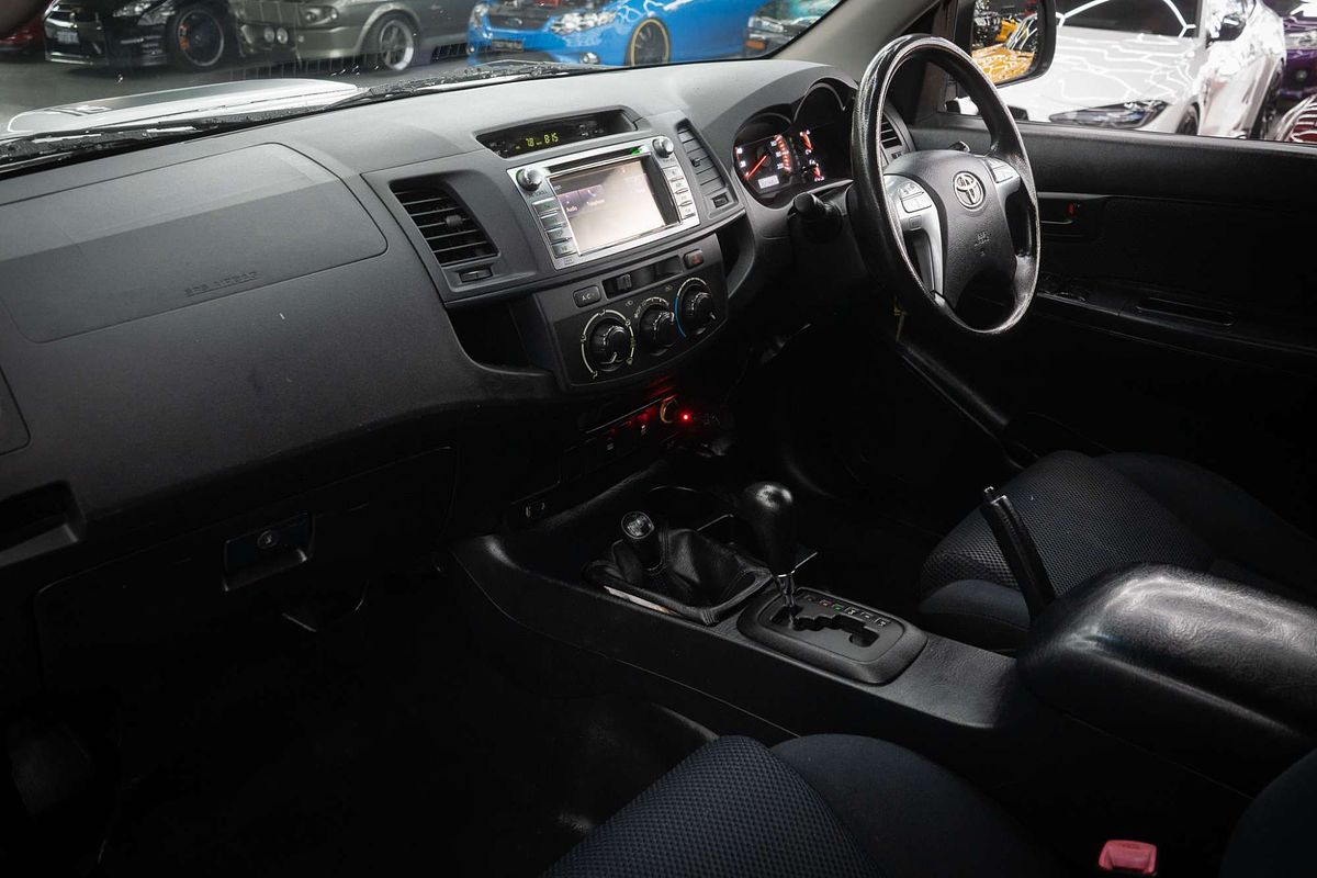 2014 Toyota Hilux SR KUN26R 4X4