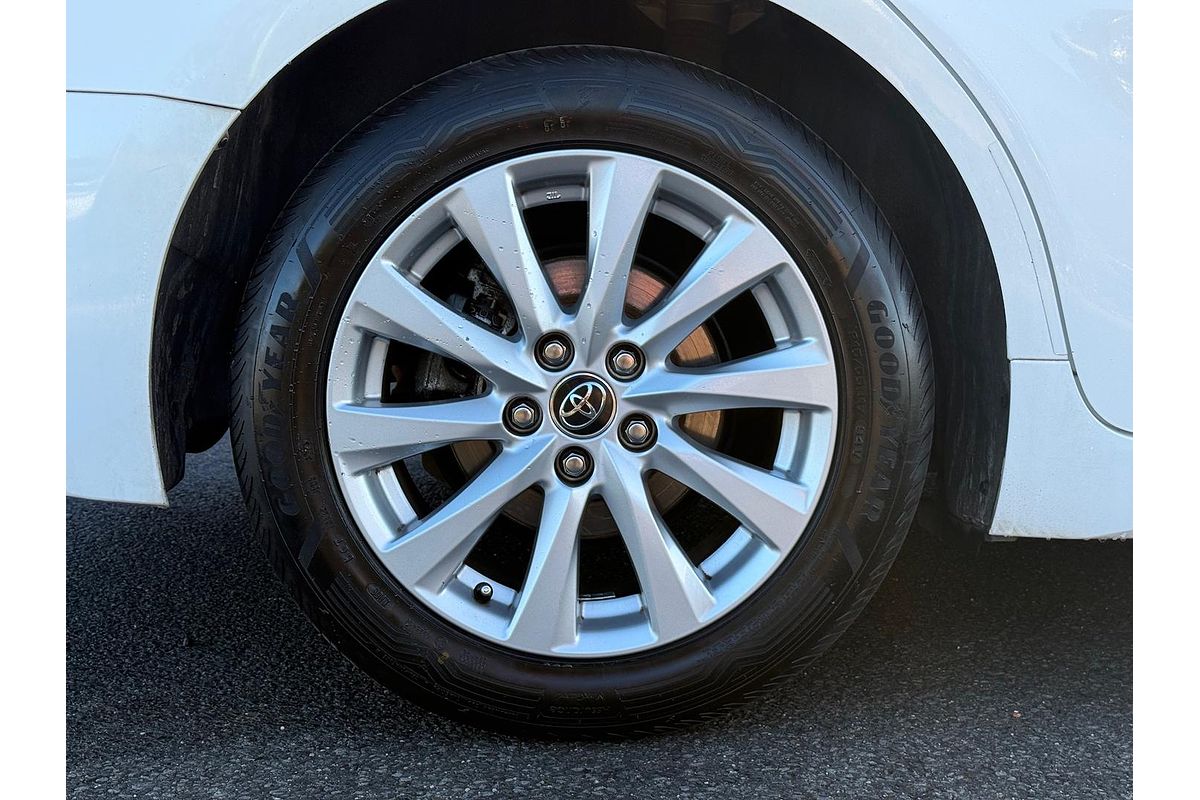 2018 Toyota Camry Ascent ASV70R