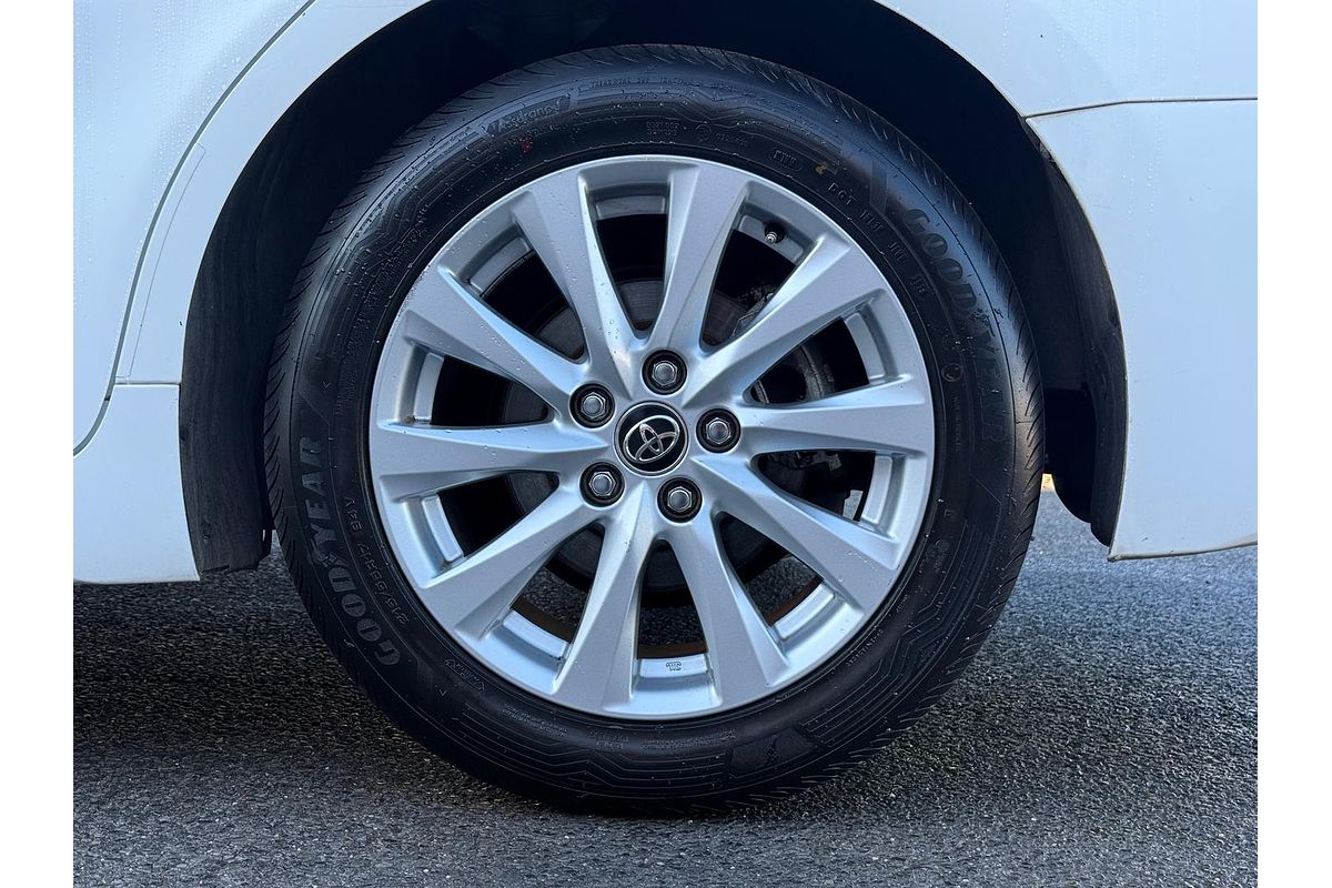 2018 Toyota Camry Ascent ASV70R