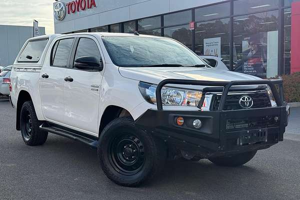 2018 Toyota Hilux SR GUN126R 4X4