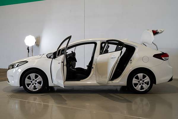 2017 Kia Cerato S YD