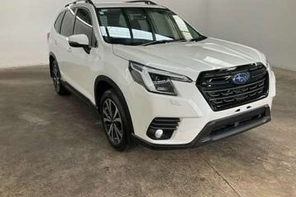 2023 Subaru Forester 2.5i Premium S5
