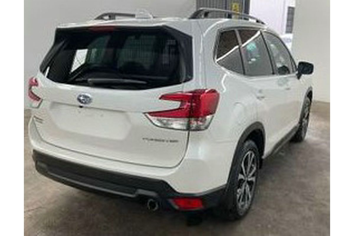 2023 Subaru Forester 2.5i Premium S5