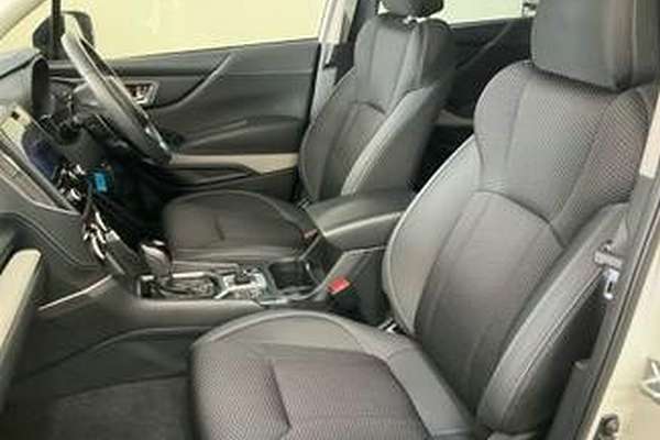 2023 Subaru Forester 2.5i Premium S5