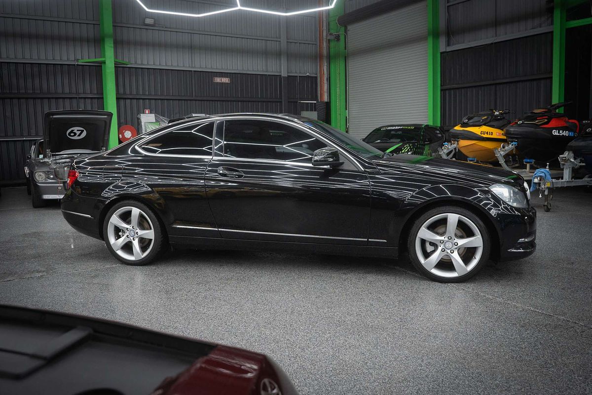 2012 Mercedes-Benz C-Class C250 CDI BlueEFFICIENCY C204