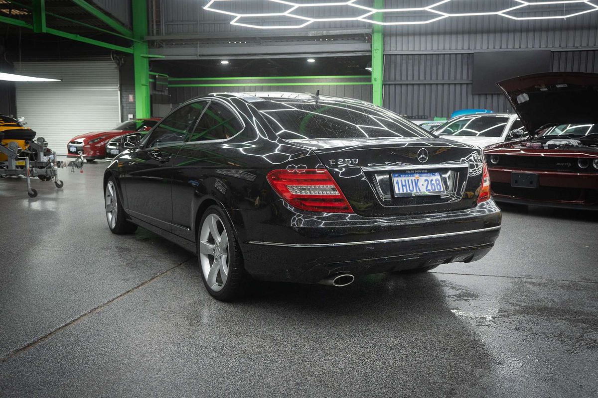 2012 Mercedes-Benz C-Class C250 CDI BlueEFFICIENCY C204