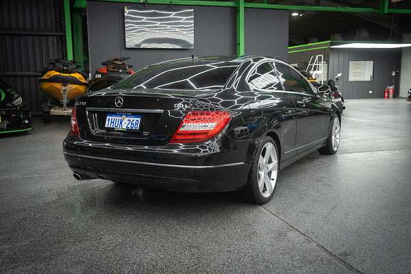 2012 Mercedes-Benz C-Class C250 CDI BlueEFFICIENCY C204