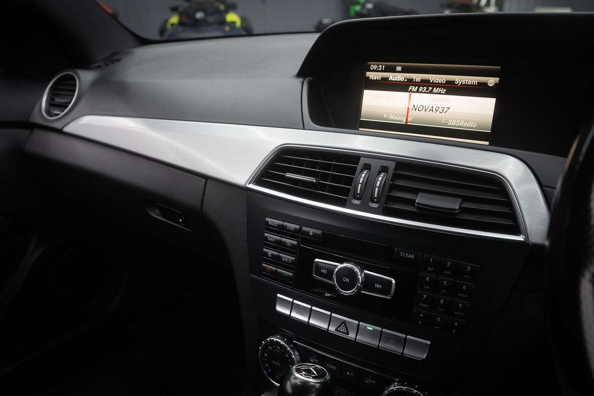 2012 Mercedes-Benz C-Class C250 CDI BlueEFFICIENCY C204