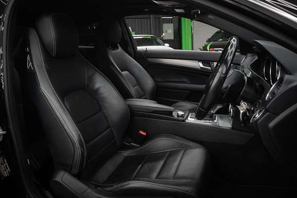 2012 Mercedes-Benz C-Class C250 CDI BlueEFFICIENCY C204