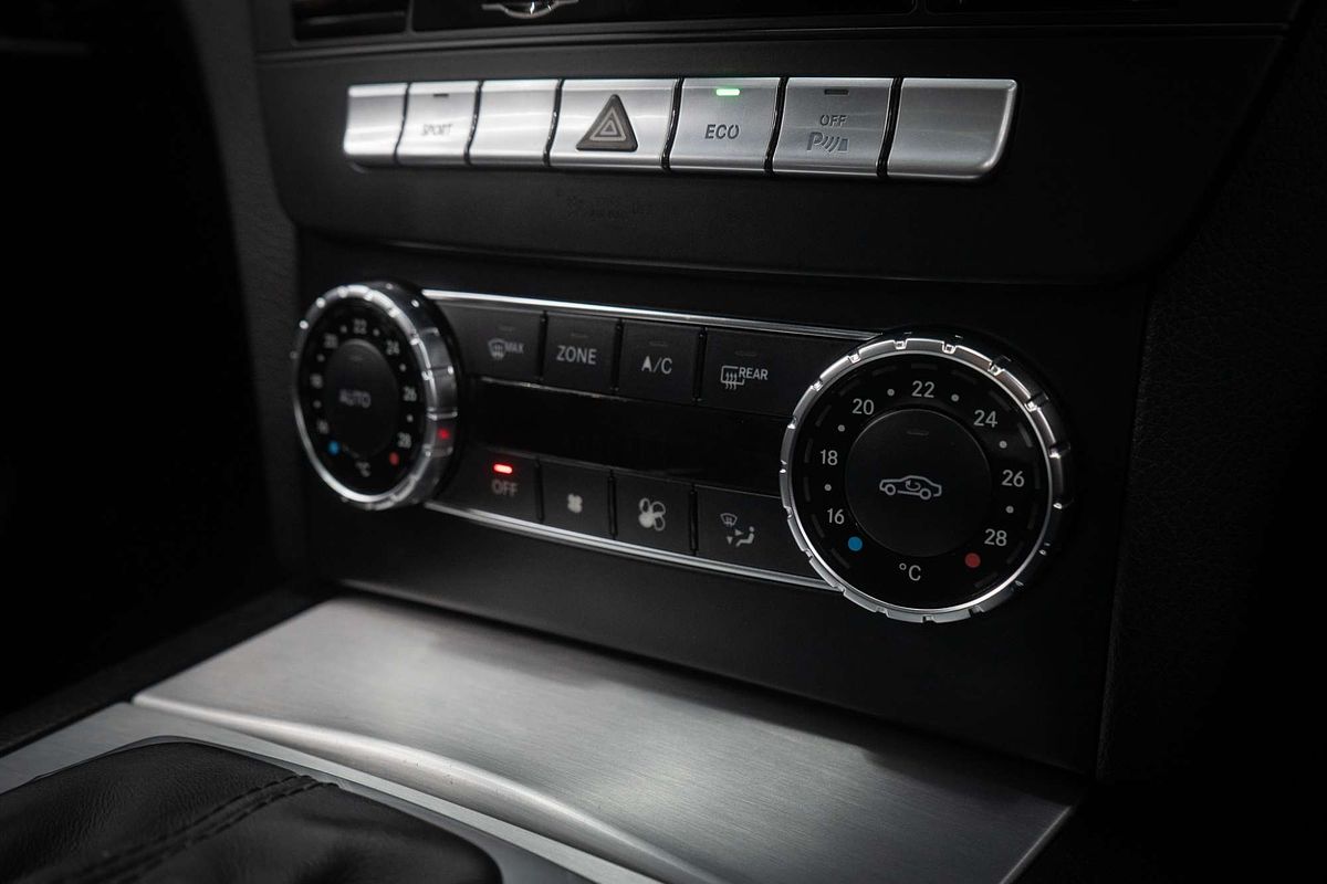 2012 Mercedes-Benz C-Class C250 CDI BlueEFFICIENCY C204