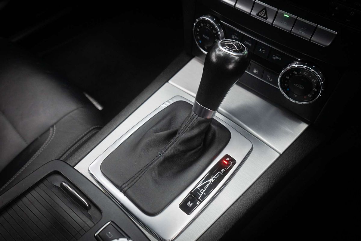 2012 Mercedes-Benz C-Class C250 CDI BlueEFFICIENCY C204