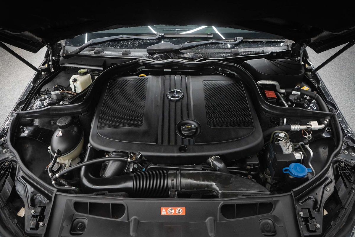 2012 Mercedes-Benz C-Class C250 CDI BlueEFFICIENCY C204
